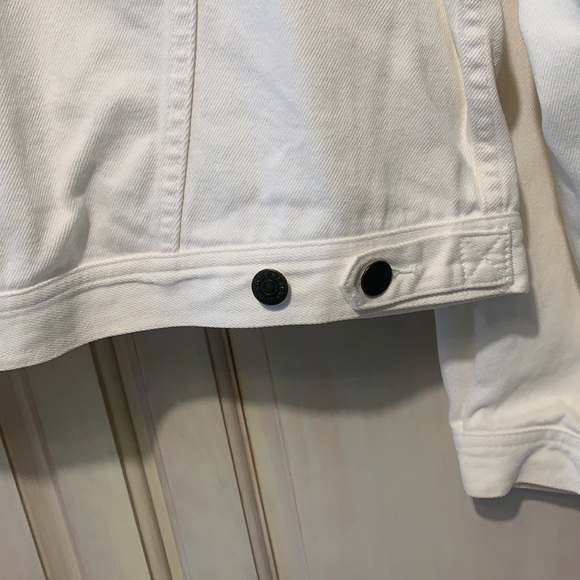 Vintage 90’s Eddie Bauer White Denim Jean Jacket - Picture 8 of 9